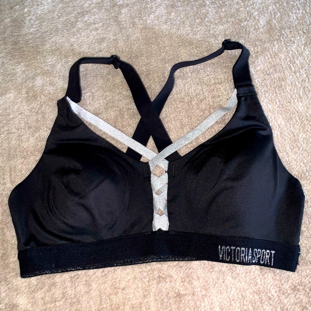 Victoria Sport sports bra